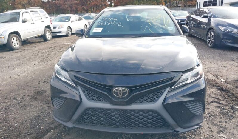 
								2019 Toyota Camry full									
