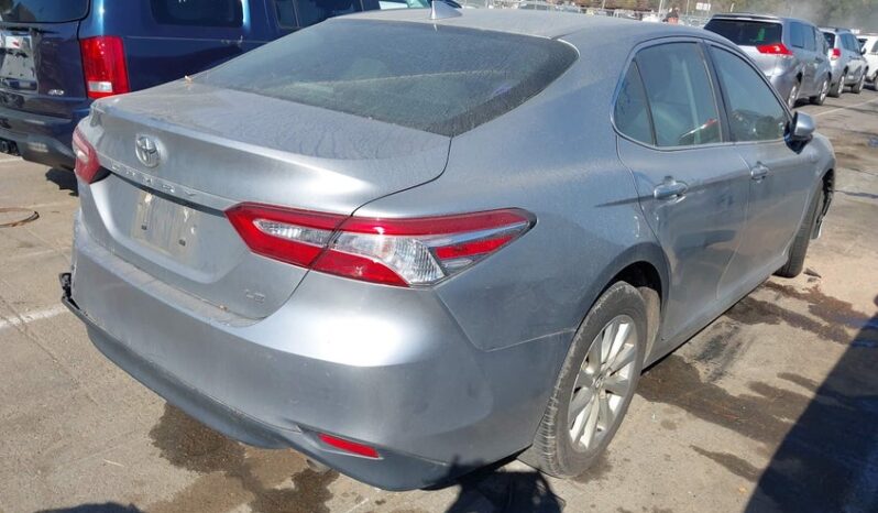 
								2019 Toyota Camry full									