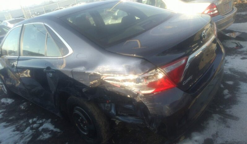 
								2016 Toyota Camry full									