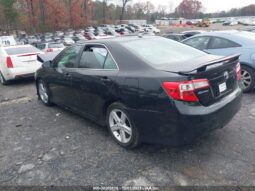 
										2012 Toyota Camry full									