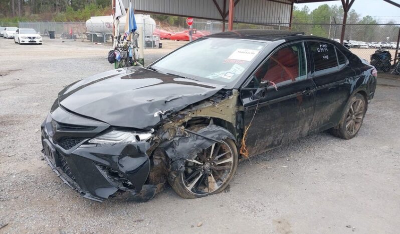 
								2020 Toyota Camry full									