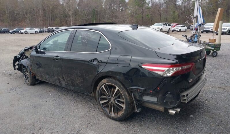 
								2020 Toyota Camry full									