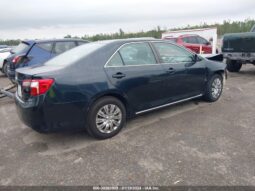 
										2014 Toyota Camry full									