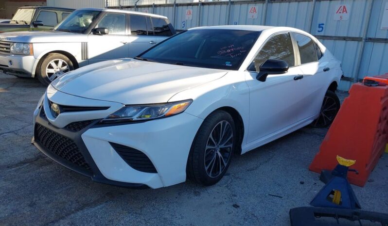 
								2020 Toyota Camry full									