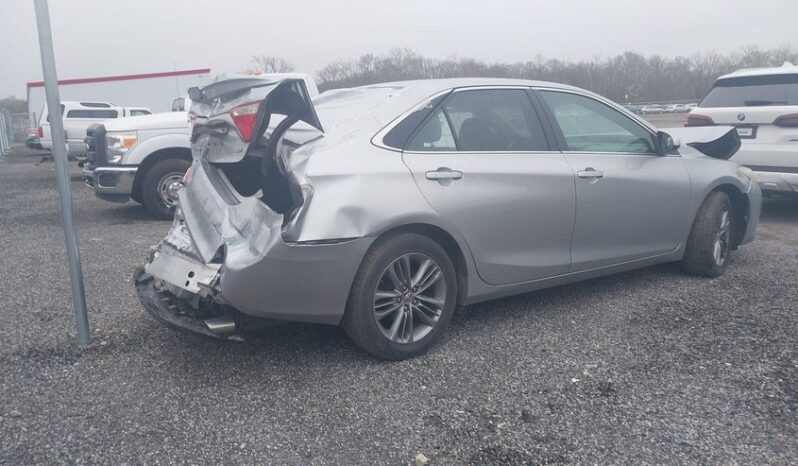 
								2015 Toyota Camry full									