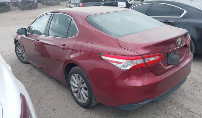 
								2018 Toyota Camry full									