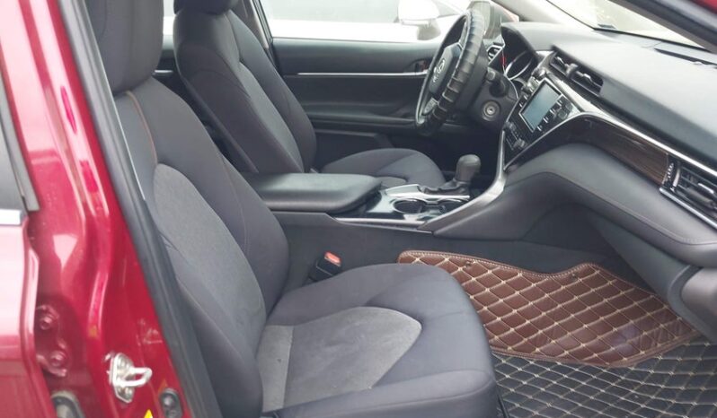 
								2018 Toyota Camry full									
