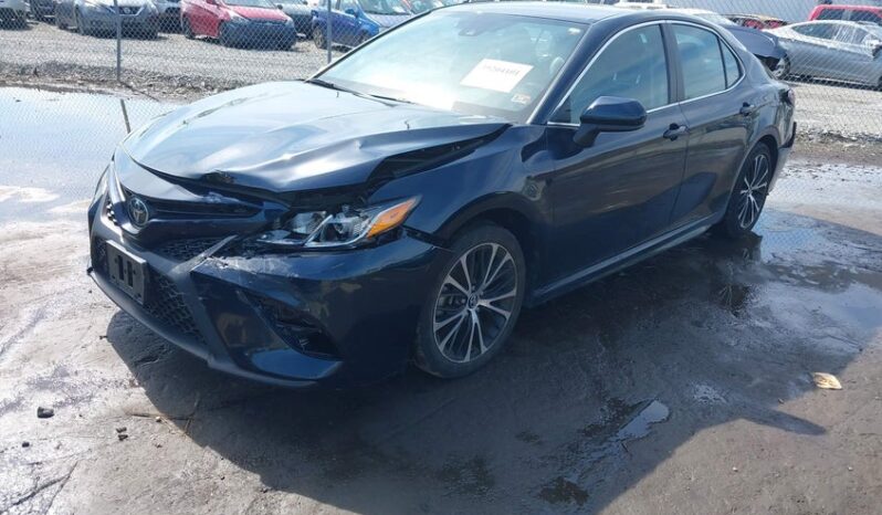 
								2019 Toyota Camry full									
