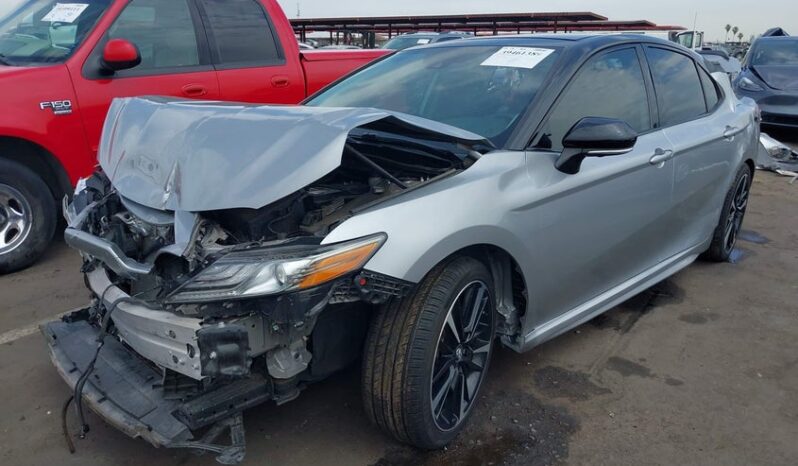 
								2019 Toyota Camry full									