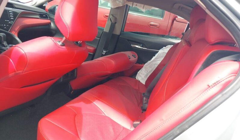 
								2019 Toyota Camry full									