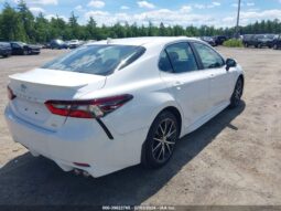 
										2022 Toyota Camry full									