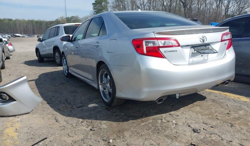 
								2013 Toyota Camry full									