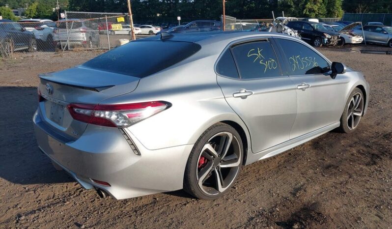 
								2018 Toyota Camry full									