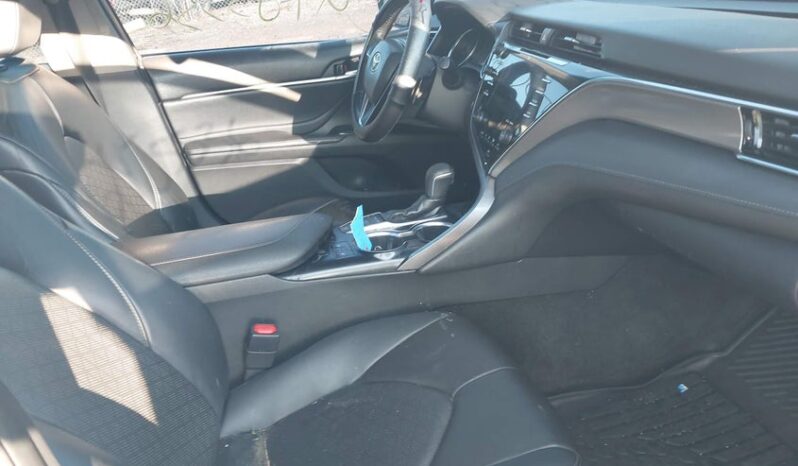
								2018 Toyota Camry full									