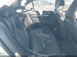 
										2018 Toyota Camry full									