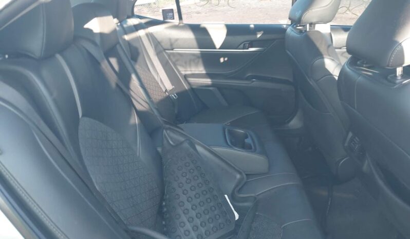 
								2018 Toyota Camry full									