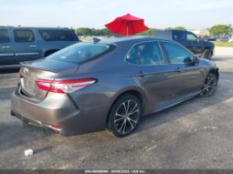 
										2020 Toyota Camry full									
