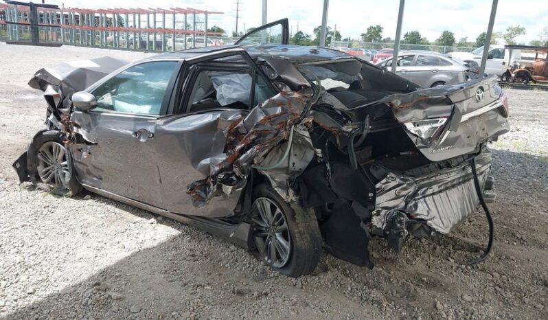 
								2017 Toyota Camry full									
