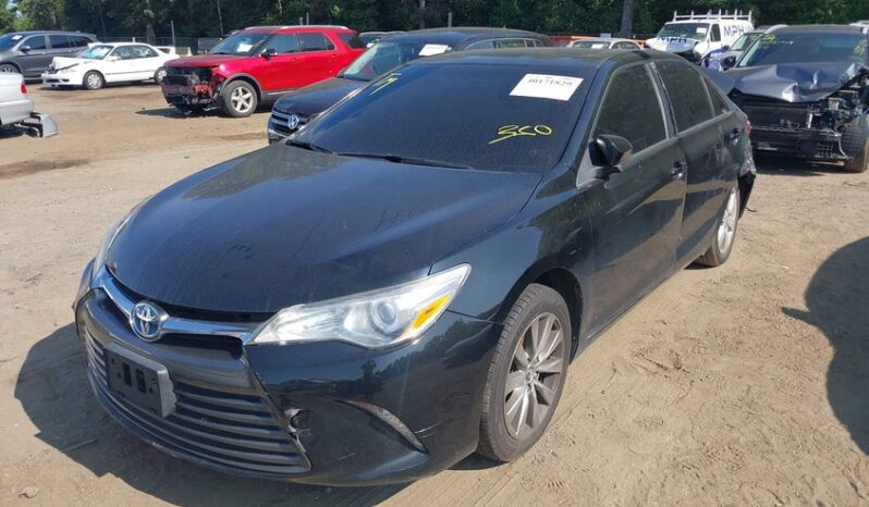
								2015 Toyota Camry full									
