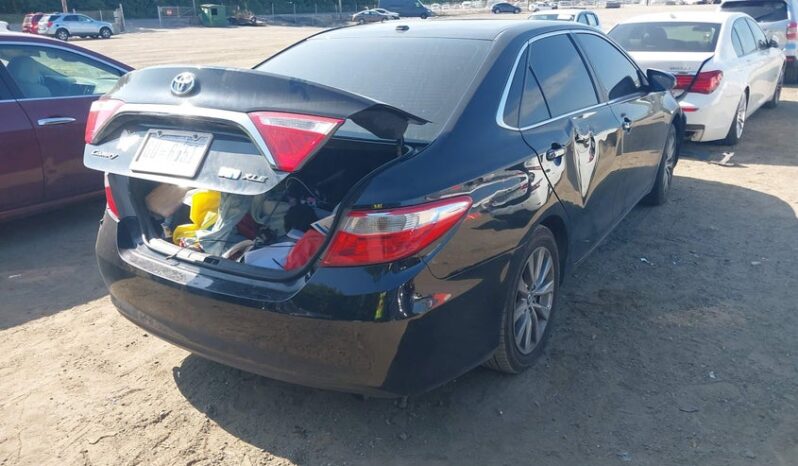 
								2015 Toyota Camry full									