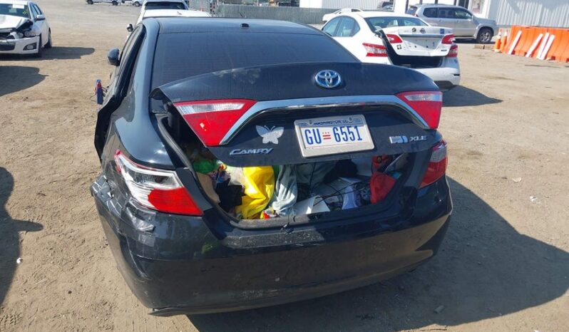 
								2015 Toyota Camry full									