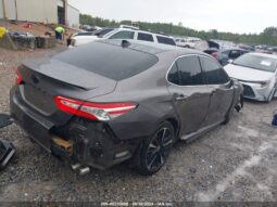 
										2020 Toyota Camry full									