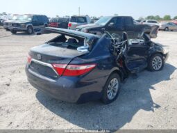 
										2015 Toyota Camry full									