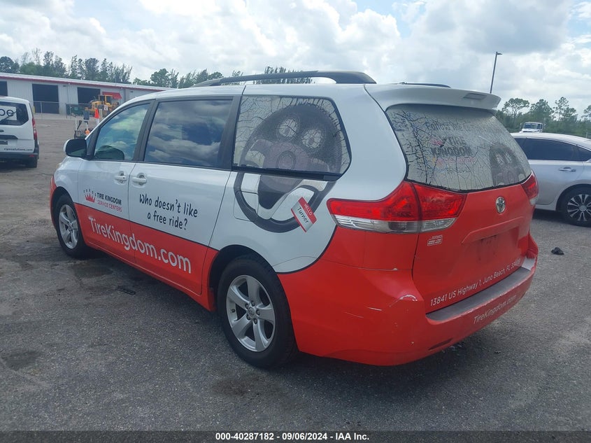 2014 Toyota Sienna