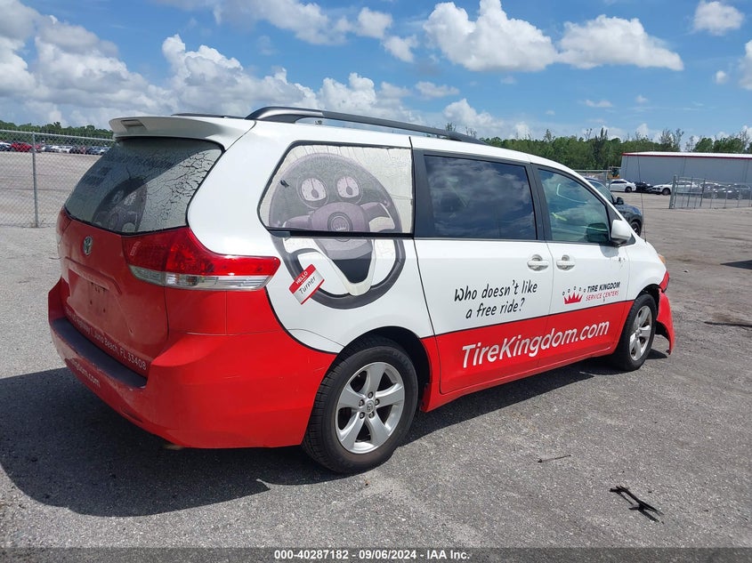 2014 Toyota Sienna
