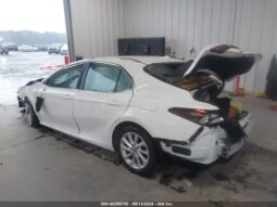 
										2023 Toyota Camry full									