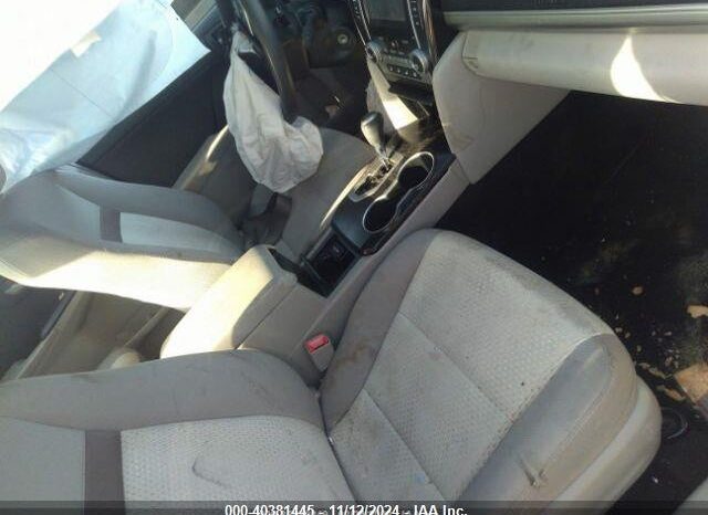 
								2013 Toyota Camry full									