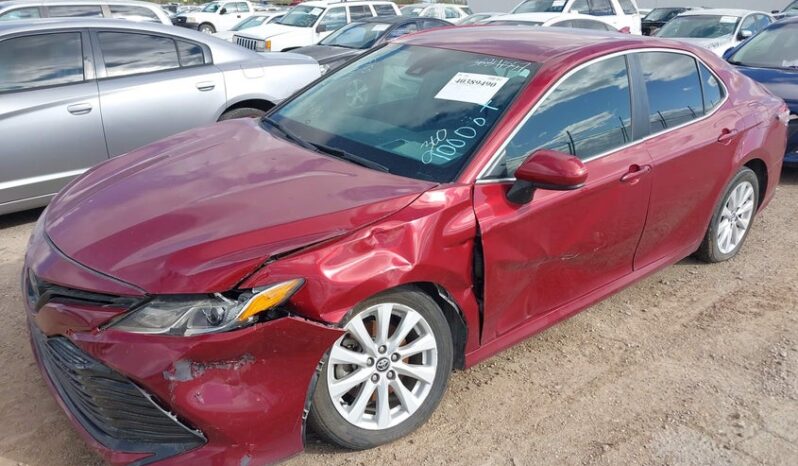 
								2020 Toyota Camry full									
