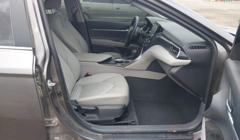
								2023 Toyota Camry full									
