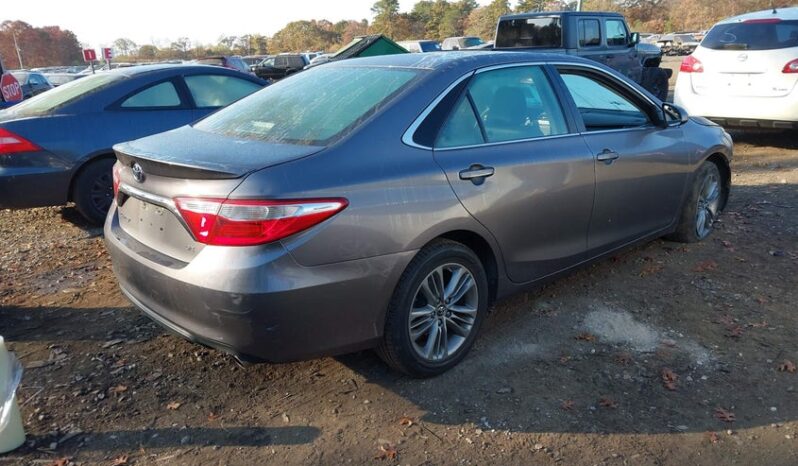 
								2017 Toyota Camry full									