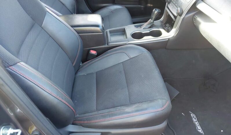
								2017 Toyota Camry full									