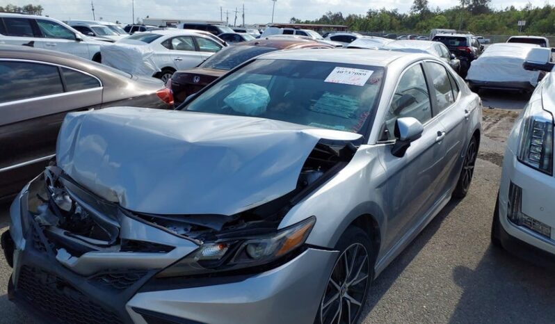 
								2021 Toyota Camry full									