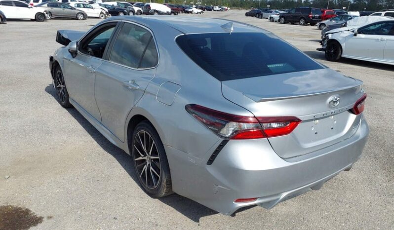 
								2021 Toyota Camry full									