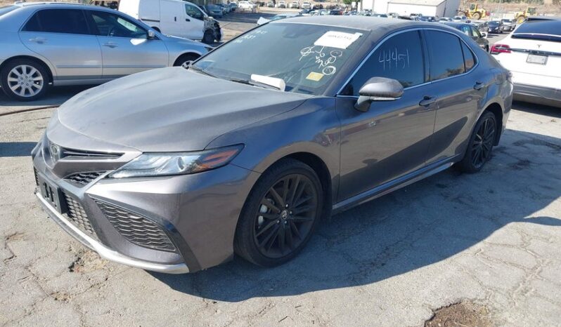 
								2023 Toyota Camry full									