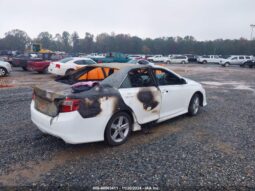 
										2012 Toyota Camry full									