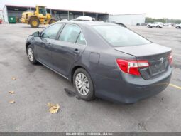 
										2012 Toyota Camry full									