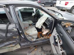 
										2012 Toyota Camry full									