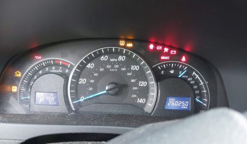 
								2012 Toyota Camry full									
