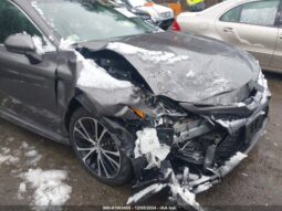 
										2018 Toyota Camry full									
