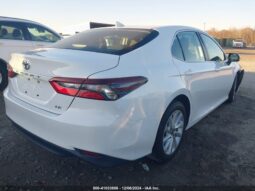 
										2021 Toyota Camry full									