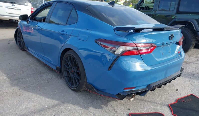 
								2022 Toyota Camry full									