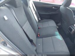 
										2016 Toyota Camry full									
