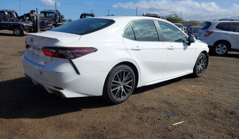 
								2021 Toyota Camry full									
