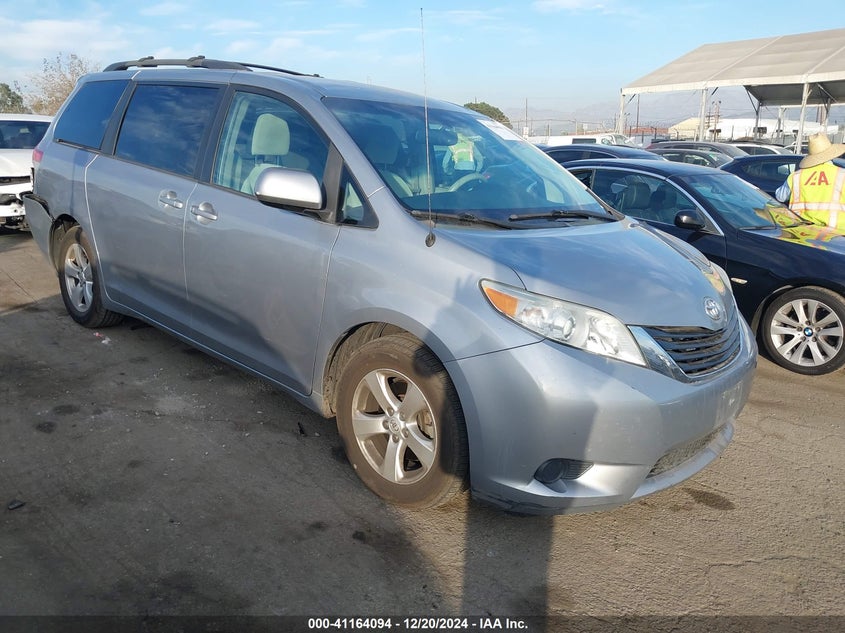 2013 Toyota Sienna