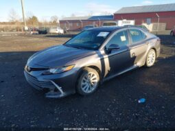 
										2022 Toyota Camry full									