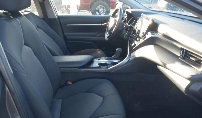 
								2022 Toyota Camry full									